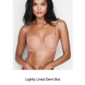 Victoria’s Secret Lightly Lined Demi Bra